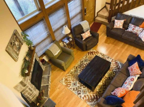 Fourmile Creek Cabin-4 Master Suites
